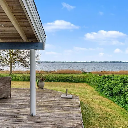 Holiday home Imelda - 75m From The Sea By Interhome *